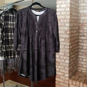 Reborn Tunic Black and Gray Paisley